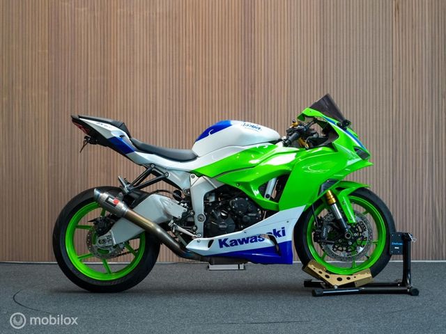 kawasaki - ninja-zx-6r-40th-anniversary-edition
