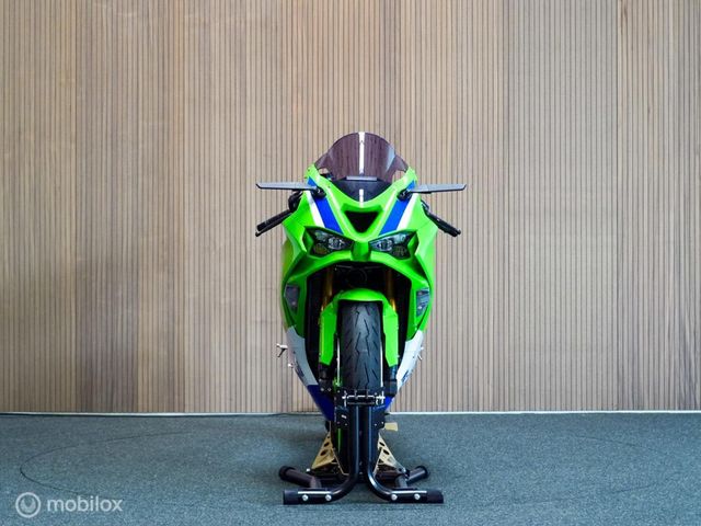 kawasaki - ninja-zx-6r-40th-anniversary-edition