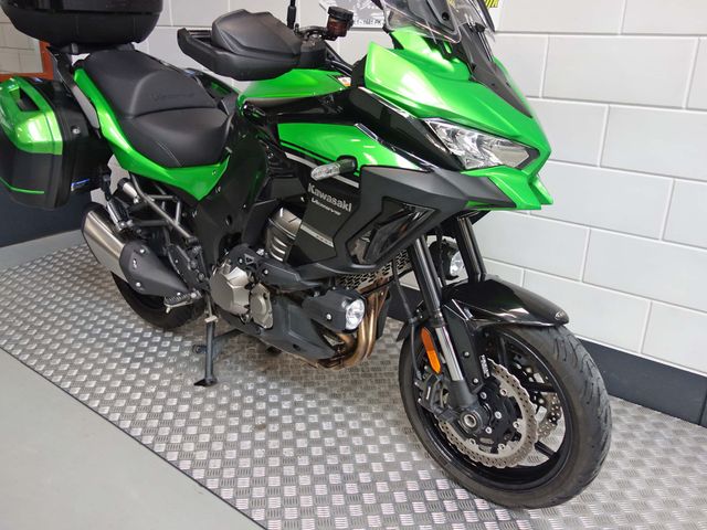 kawasaki - versys-1000-grand-tourer