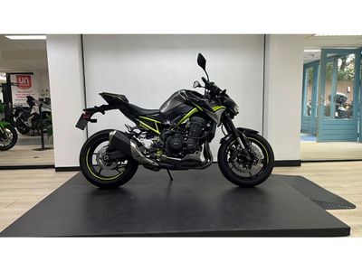 KAWASAKI Z900 – foto 4
