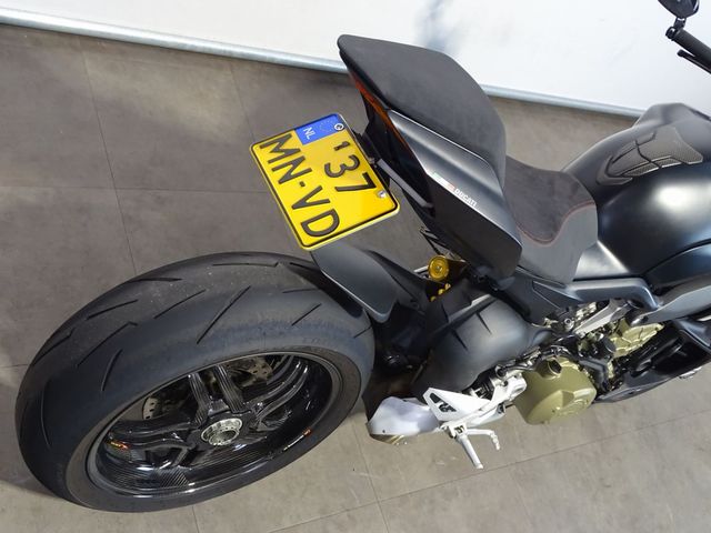 ducati - streetfighter-v4s