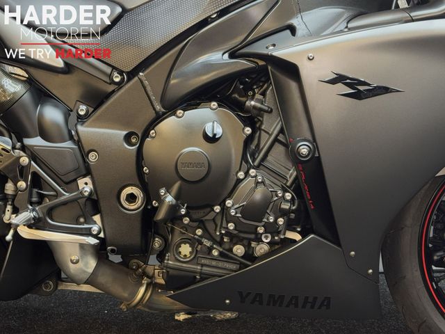 yamaha - yzf-r1