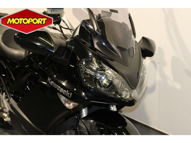 kawasaki - gtr-1400