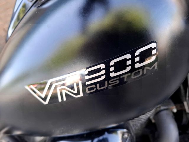 kawasaki - vn-900-custom