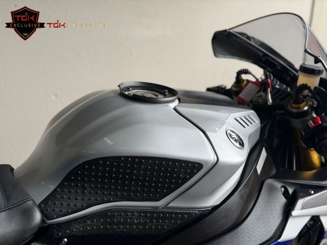 yamaha - r1-m