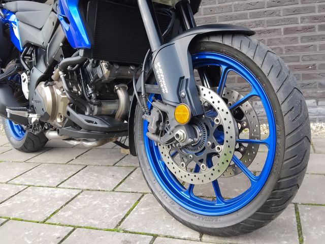 suzuki - v-strom-1050-a