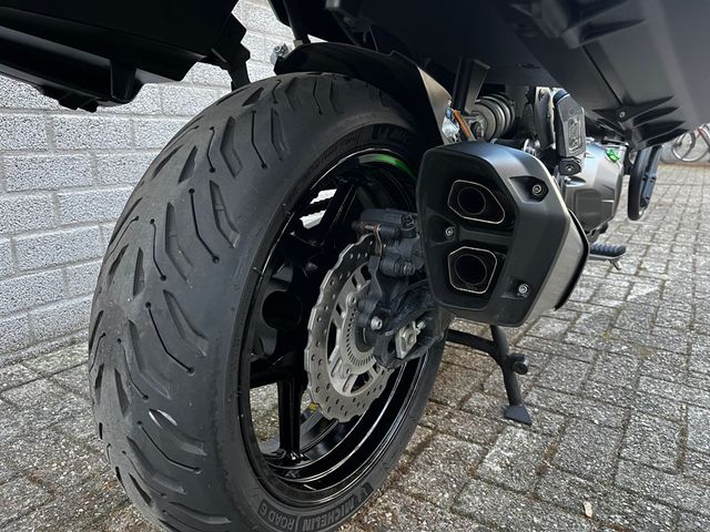 kawasaki - versys-1000-s-tourer