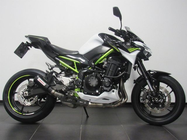 kawasaki - z900