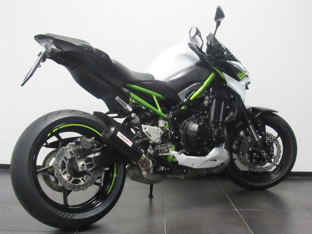 kawasaki - z900