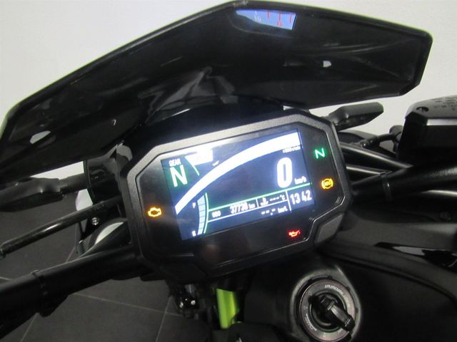 kawasaki - z900