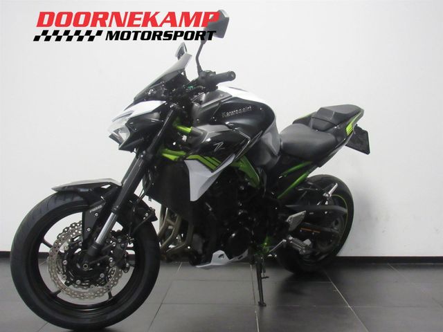 kawasaki - z900
