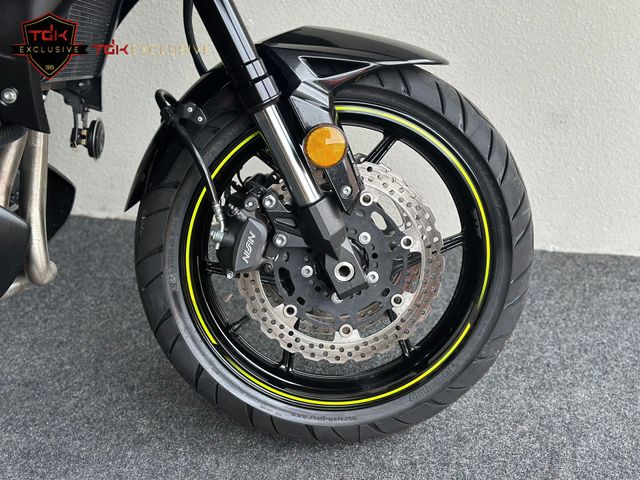 kawasaki - versys-650-grand-tourer