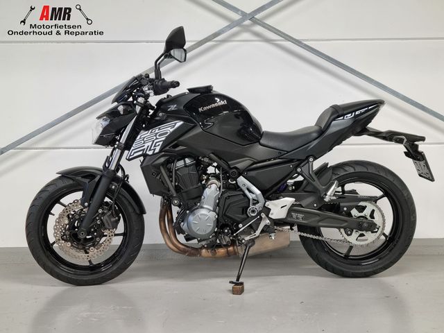 kawasaki - z650