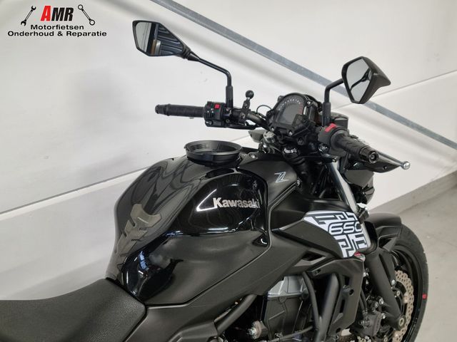kawasaki - z650