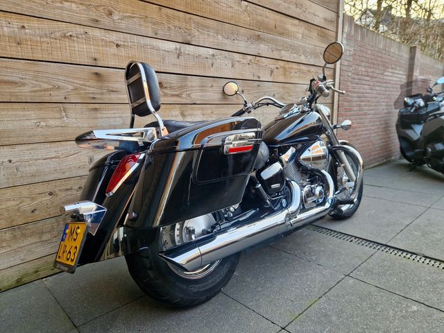 honda - vt-750-c2-shadow-ace