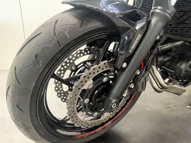 kawasaki - z650-performance