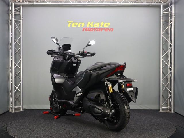 honda - adv-350