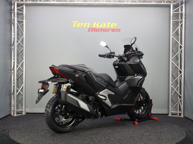 honda - adv-350