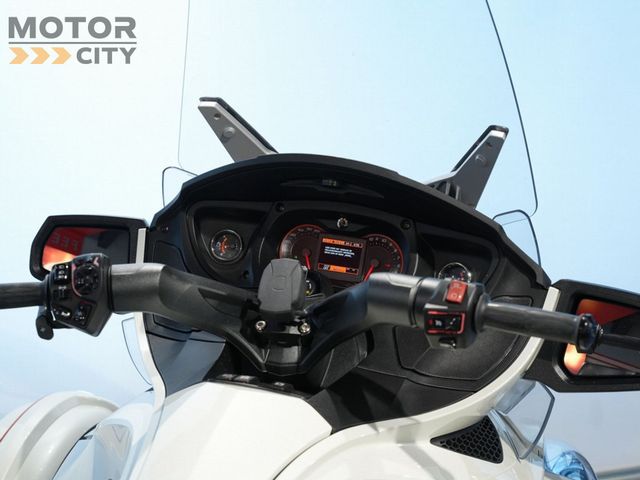 can-am - spyder-rt-limited