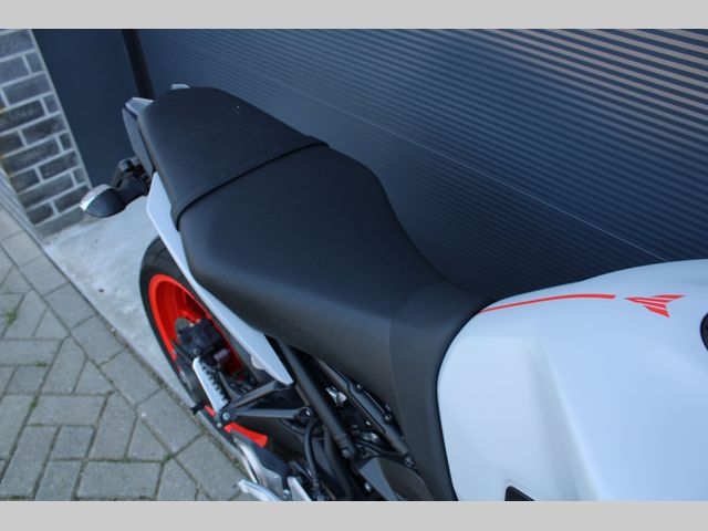 yamaha - mt-09-abs