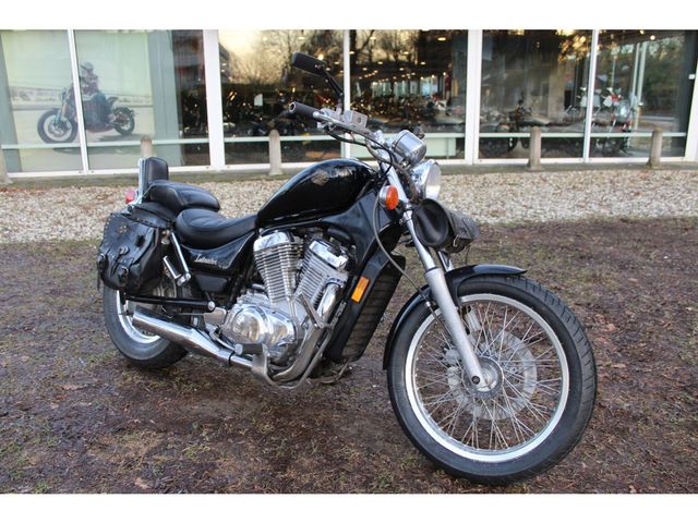 suzuki - vs-700-intruder