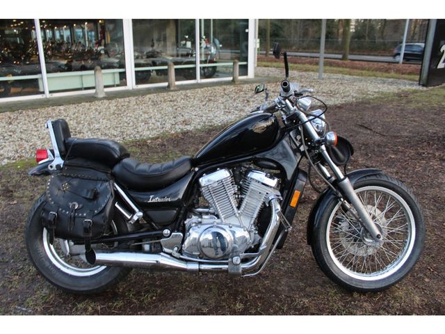 suzuki - vs-700-intruder