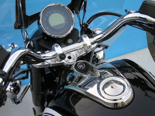 moto-guzzi - california-1400-touring