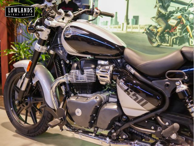 royal-enfield - super-meteor-650