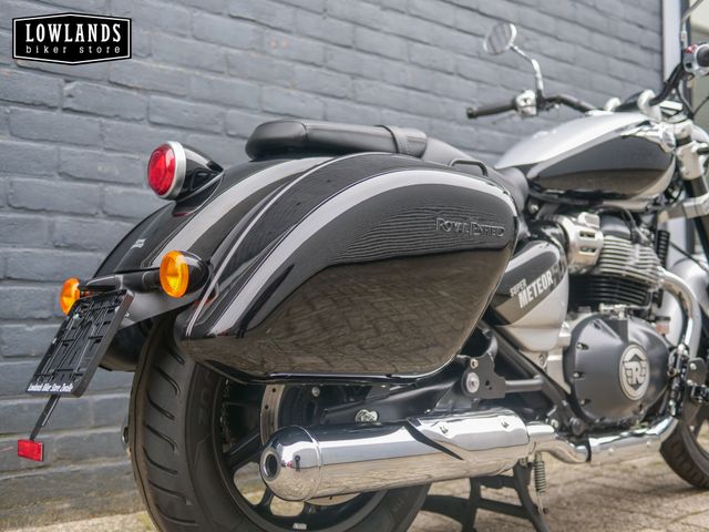 royal-enfield - super-meteor-650