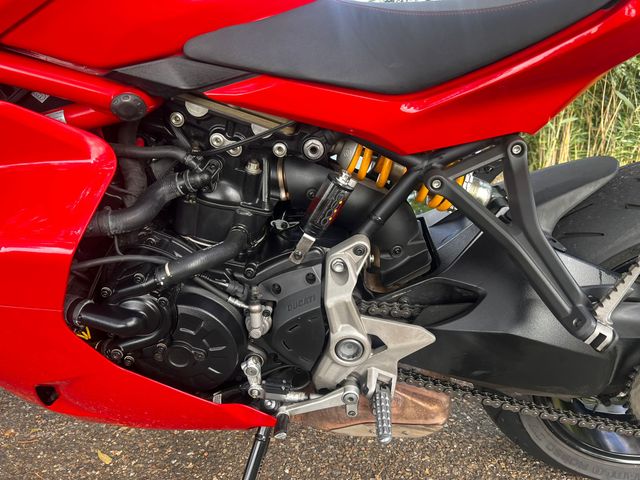 ducati - supersport-950