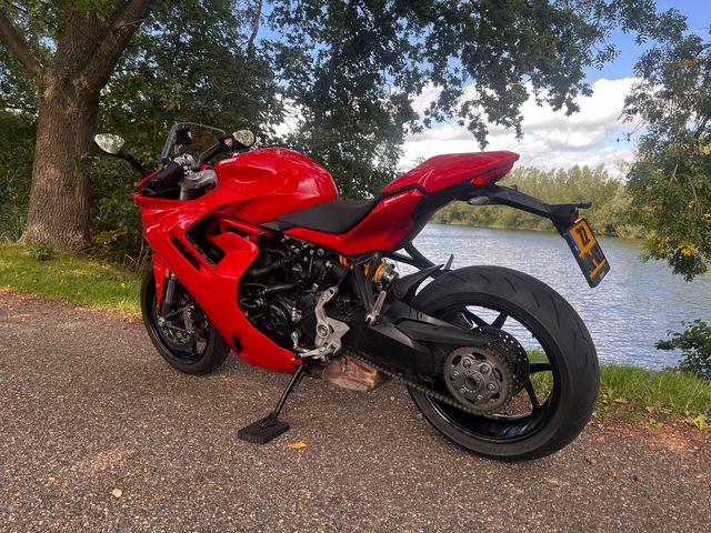 ducati - supersport-950
