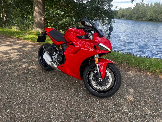 ducati - supersport-950