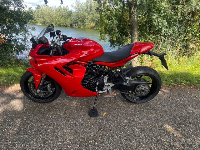 ducati - supersport-950