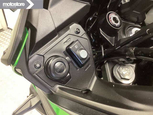 kawasaki - versys-650-grand-tourer