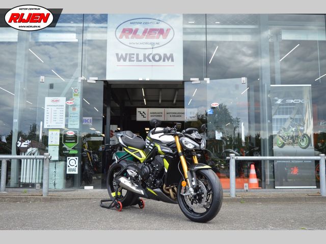 triumph - street-triple-moto2-edition