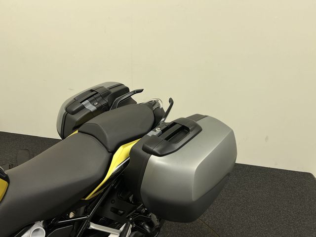 bmw - r-1250-rs