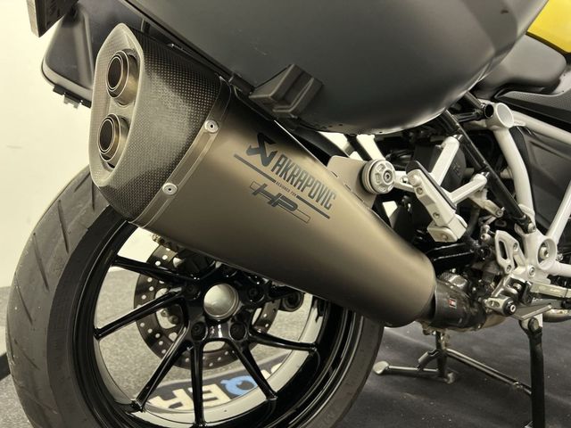 bmw - r-1250-rs