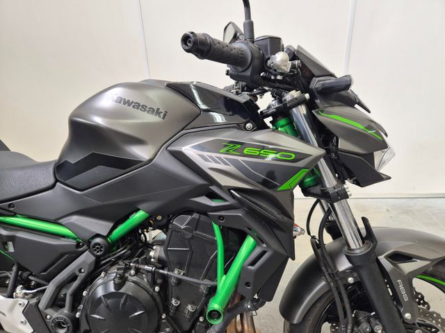 kawasaki - z650-abs