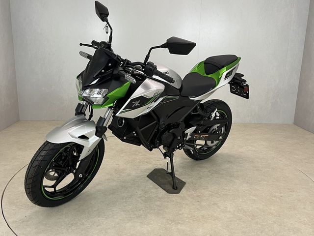 kawasaki - z-e-1