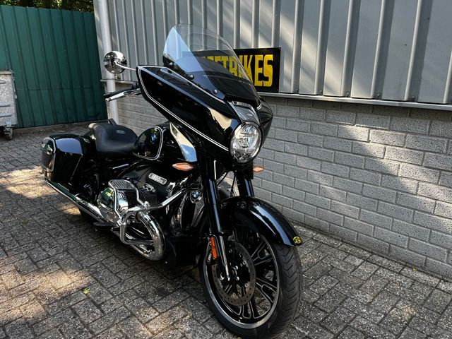 bmw - r-18-b