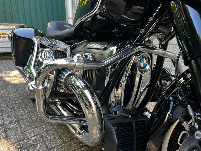 bmw - r-18-b