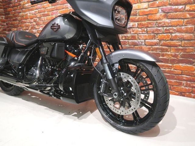 harley-davidson - street-glide-cvo-flhxse