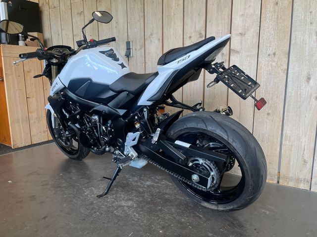 suzuki - gsr-750-a