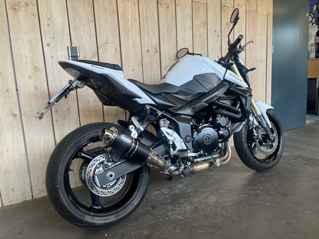 suzuki - gsr-750-a