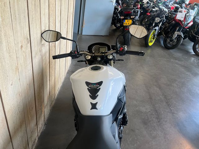 suzuki - gsr-750-a