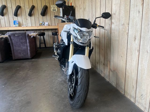 suzuki - gsr-750-a