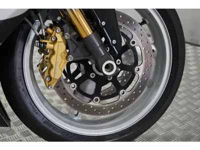 SUZUKI GSX-R 1000 – foto 4
