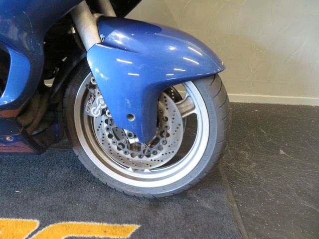 bmw - r-1100-rt