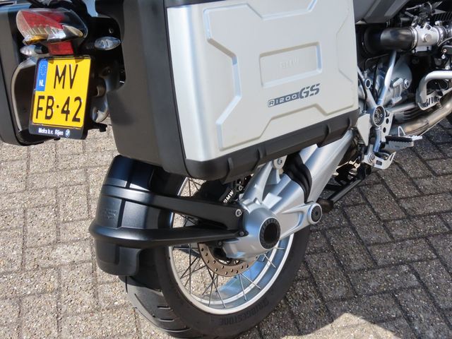 bmw - r-1200-gs
