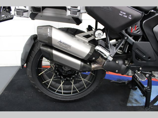 bmw - r-1300-gs-adventure